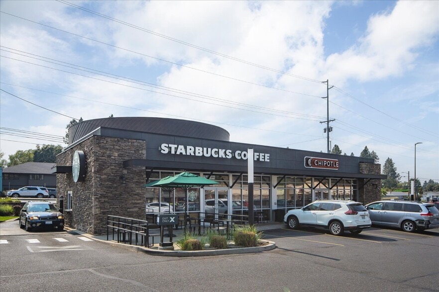 1704-1706 W Francis Ave, Spokane, WA for sale - Primary Photo - Image 1 of 1