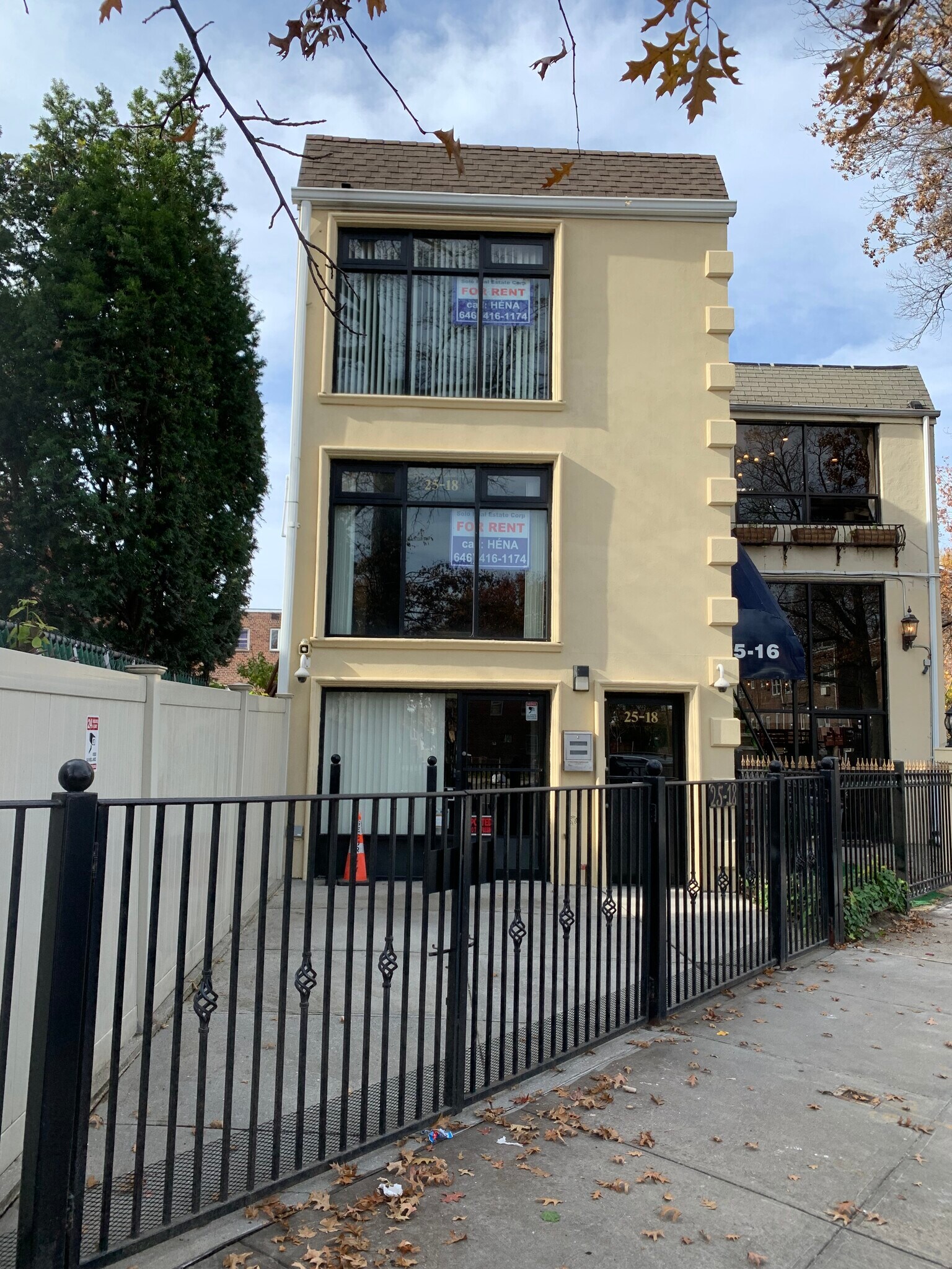 2518 Francis Lewis Blvd, Flushing, NY à louer Photo du bâtiment- Image 1 de 11