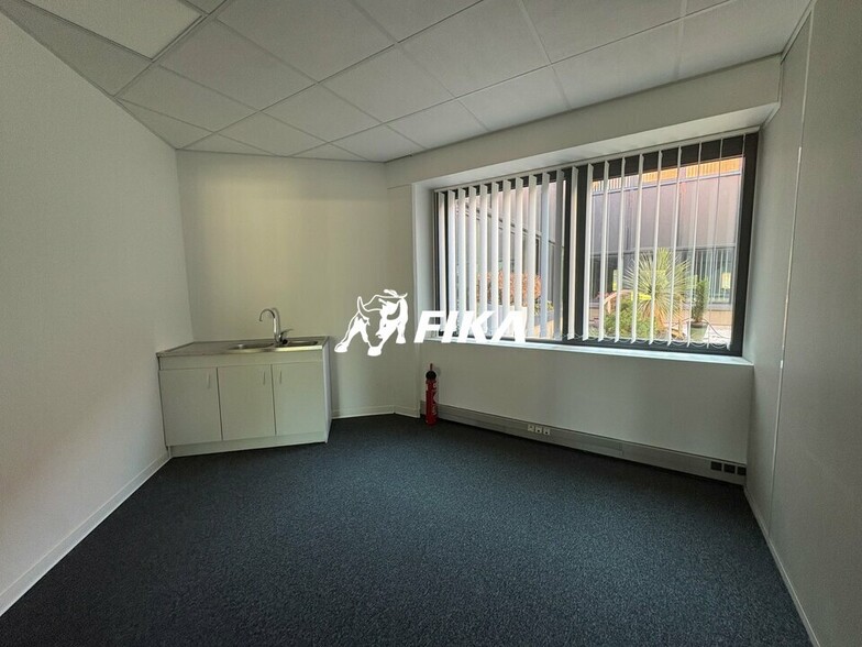 221 Rue Carmin, Labège for lease - Building Photo - Image 3 of 8