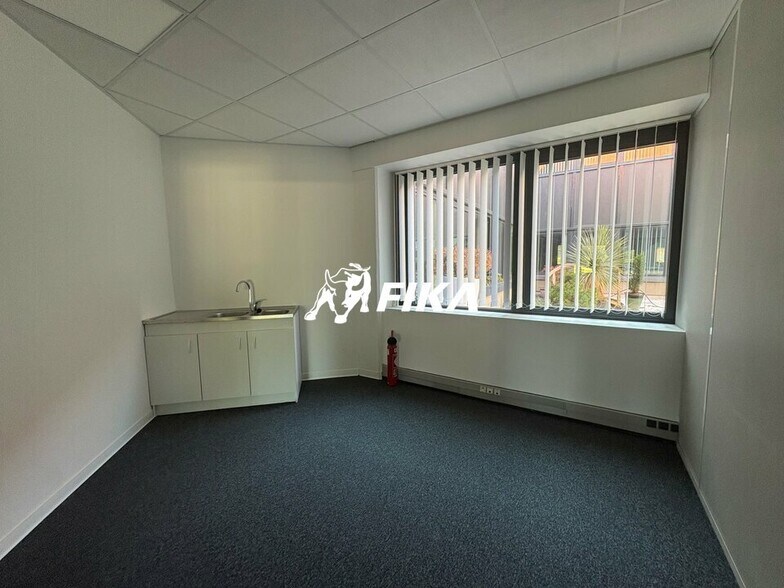 221 Rue Carmin, Labège à louer - Photo du bâtiment - Image 3 de 8