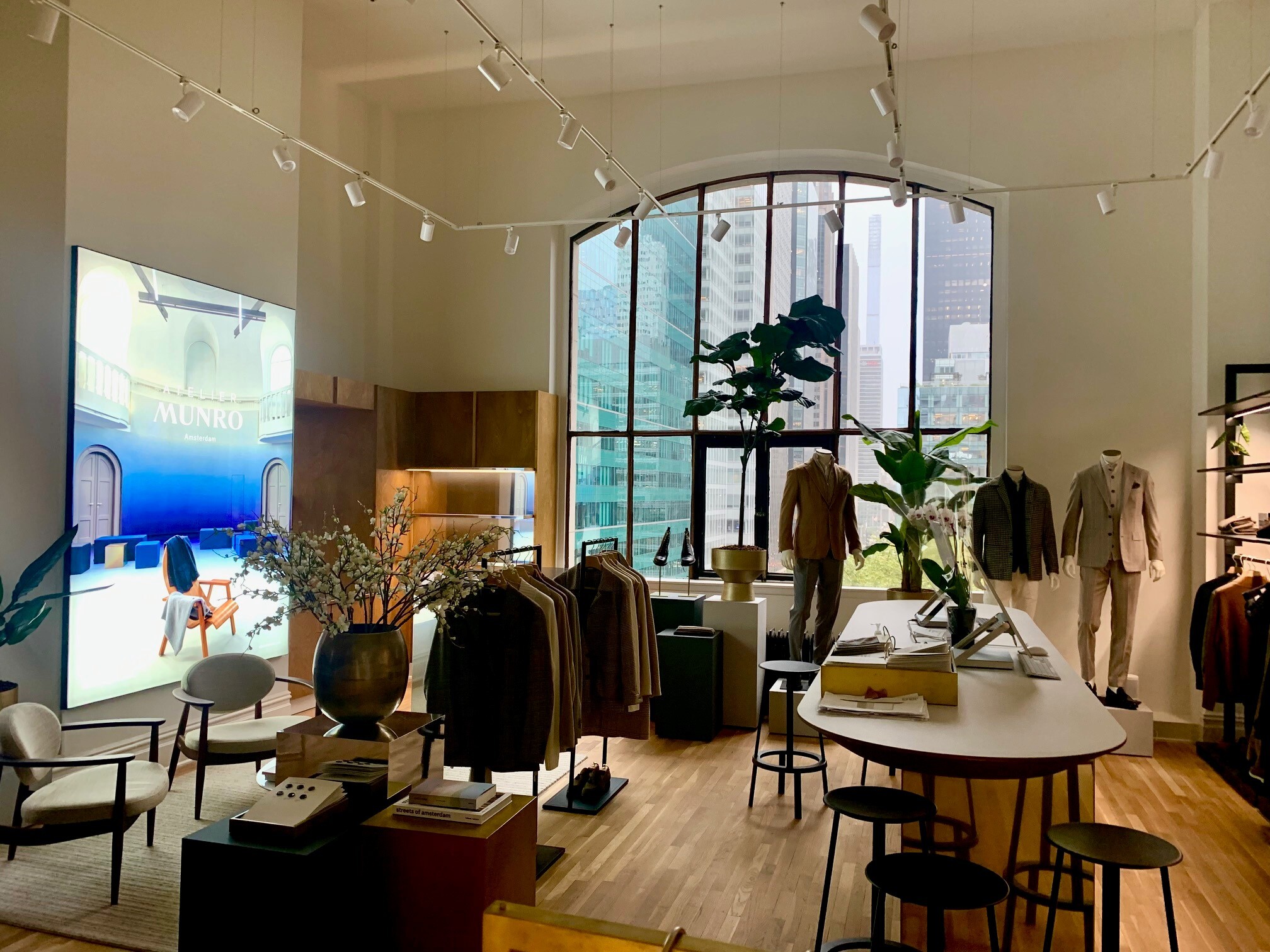 80 W 40th St, New York, NY for lease Interior Photo- Image 1 of 4