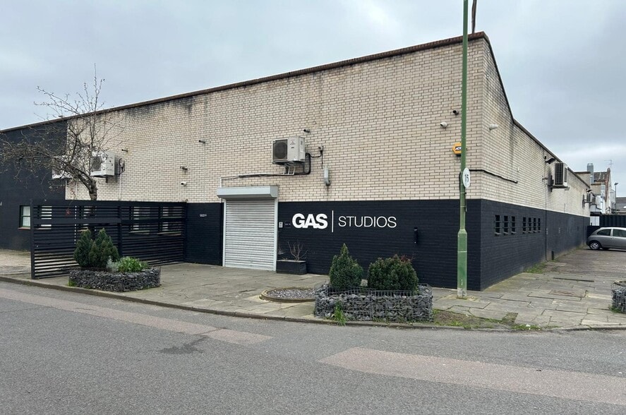 Fountayne Rd, London for lease - Building Photo - Image 2 of 3