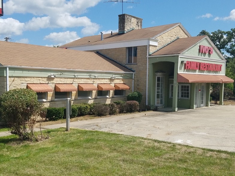 23819 W Eames St, Channahon, IL for sale - Building Photo - Image 2 of 15