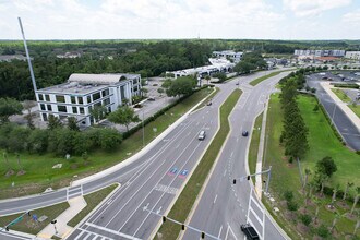 7880 Gate Pky, Jacksonville, FL - AERIAL  map view