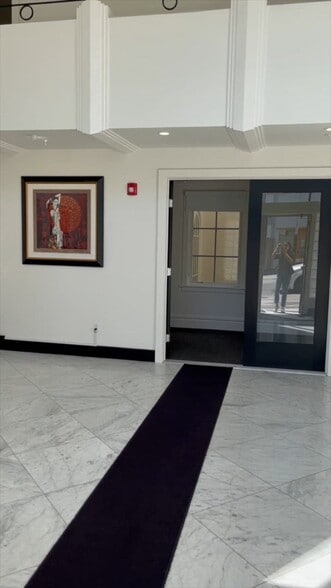 320-330 Judah St, San Francisco, CA for lease - Commercial Listing Video - Image 2 of 32