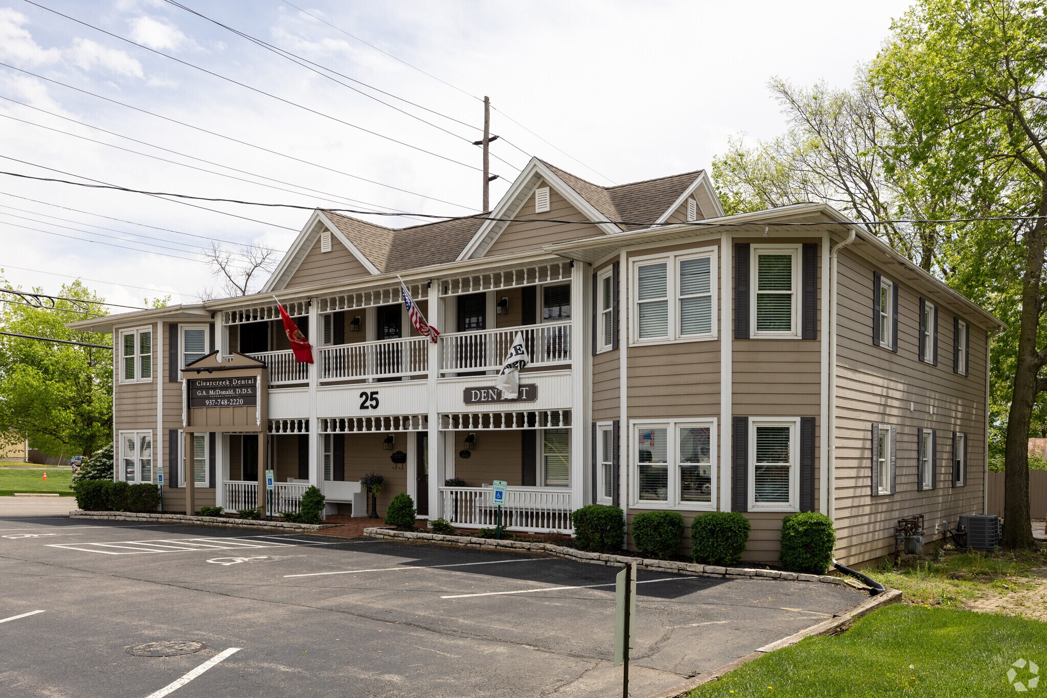 25 E Central Ave, Springboro, OH à louer Photo principale- Image 1 de 8