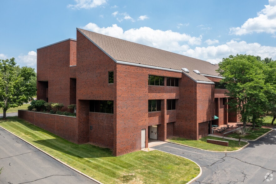 43 Western Blvd, Glastonbury, CT for lease - Building Photo - Image 2 of 21