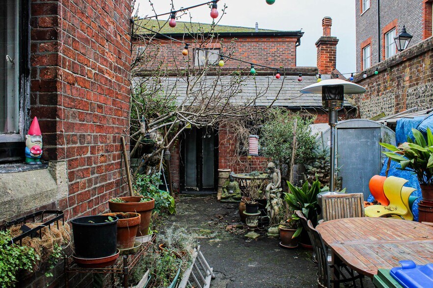 10 High St, Lewes à vendre - Photo du bâtiment - Image 3 de 16