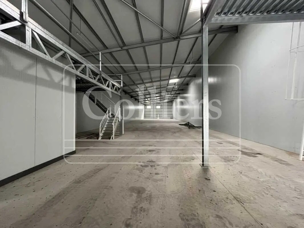 Flex in Gémenos for lease Interior Photo- Image 1 of 6