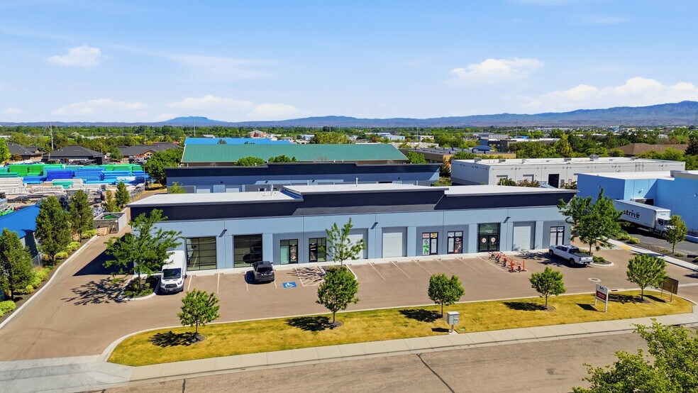 1250 E Kalispell St, Meridian, ID à louer - Photo du bâtiment - Image 1 de 4