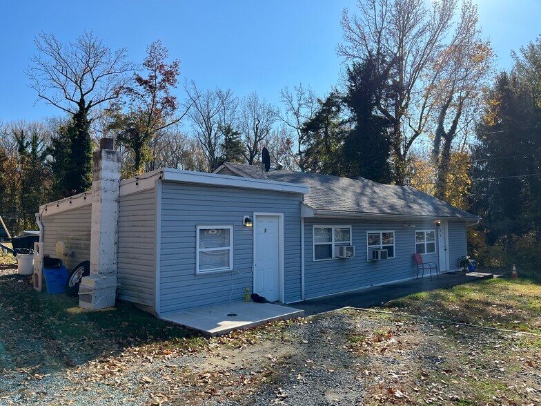 2430 US-206, Mount Holly, NJ à vendre - Photo du bâtiment - Image 3 de 8