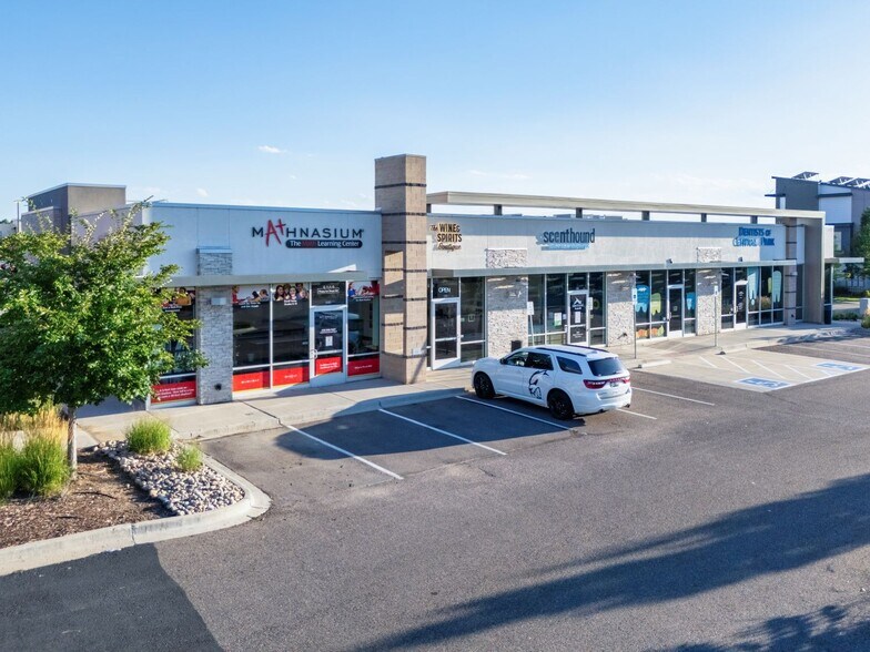 10355 E. M.L.K, Denver, CO à louer - Photo du bâtiment - Image 2 de 9