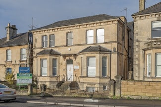 Plus de détails pour 32 New Rd, Chippenham - Bureau à vendre