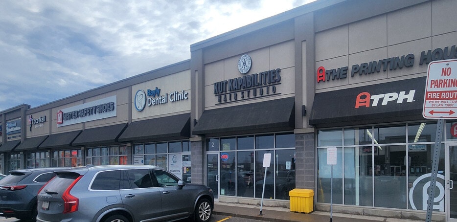 1635 Bayly St, Pickering, ON for lease Building Photo- Image 1 of 2