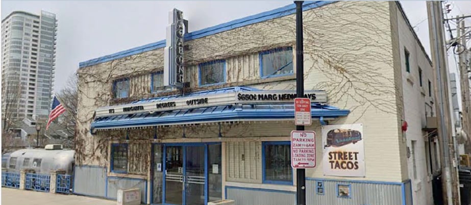 Prominent Downtown Bar/Restaurant portfolio of 2 properties for sale on LoopNet.ca Primary Photo- Image 1 of 4