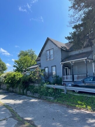 Plus de détails pour 28900 Euclid Ave, Wickliffe, OH - Vente au détail à vendre