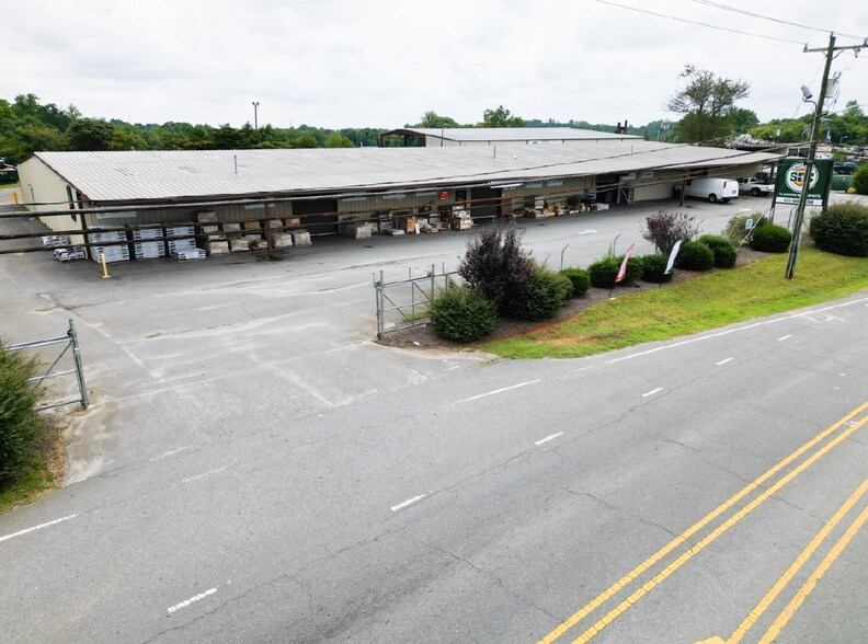 3425 Thomasville Rd, Winston-Salem, NC à vendre - Photo du bâtiment - Image 3 de 5