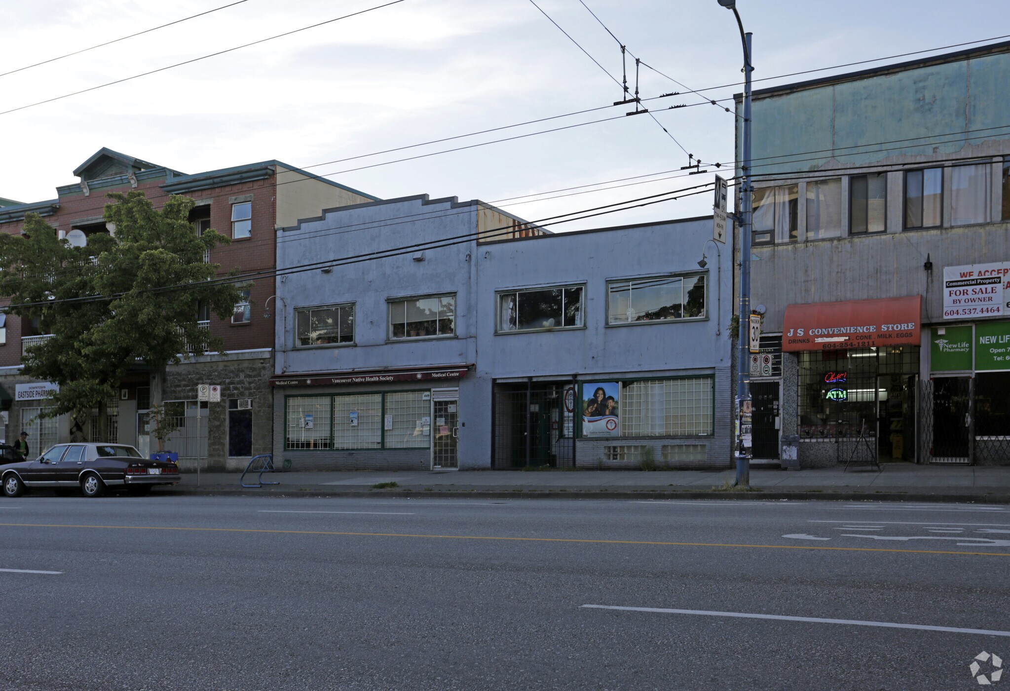 449-455 E Hastings St, Vancouver, BC à vendre Photo du bâtiment- Image 1 de 1