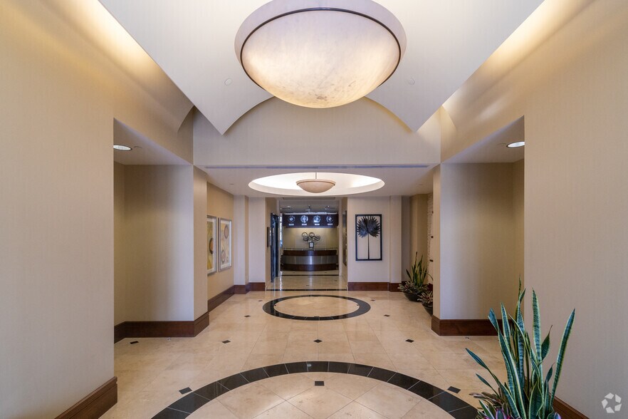 1540 International Pky, Lake Mary, FL for lease - Lobby - Image 3 of 36