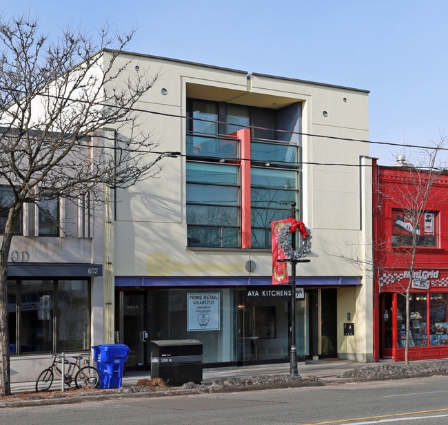 More details for 604-606 Mt Pleasant Rd, Toronto, ON - Office/Retail for Lease
