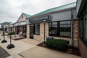 2301-2359 Silvernail Rd, Pewaukee, WI for lease Building Photo- Image 2 of 16