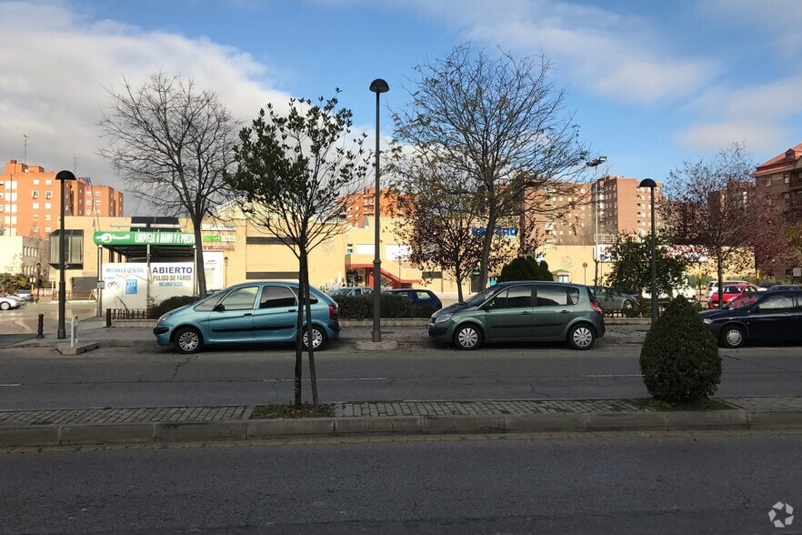 Calle de Simón Hernández, 51, Móstoles, Madrid for sale - Primary Photo - Image 1 of 2