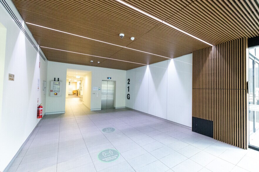 34-42 Pacific Hwy, St Leonards à louer - Hall d’entrée - Image 3 de 3