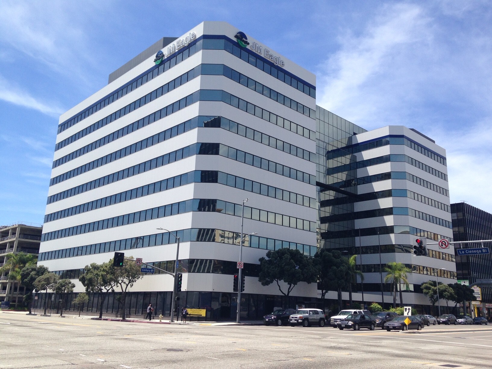 5200 W Century Blvd, Los Angeles, CA à louer Photo principale- Image 1 de 18