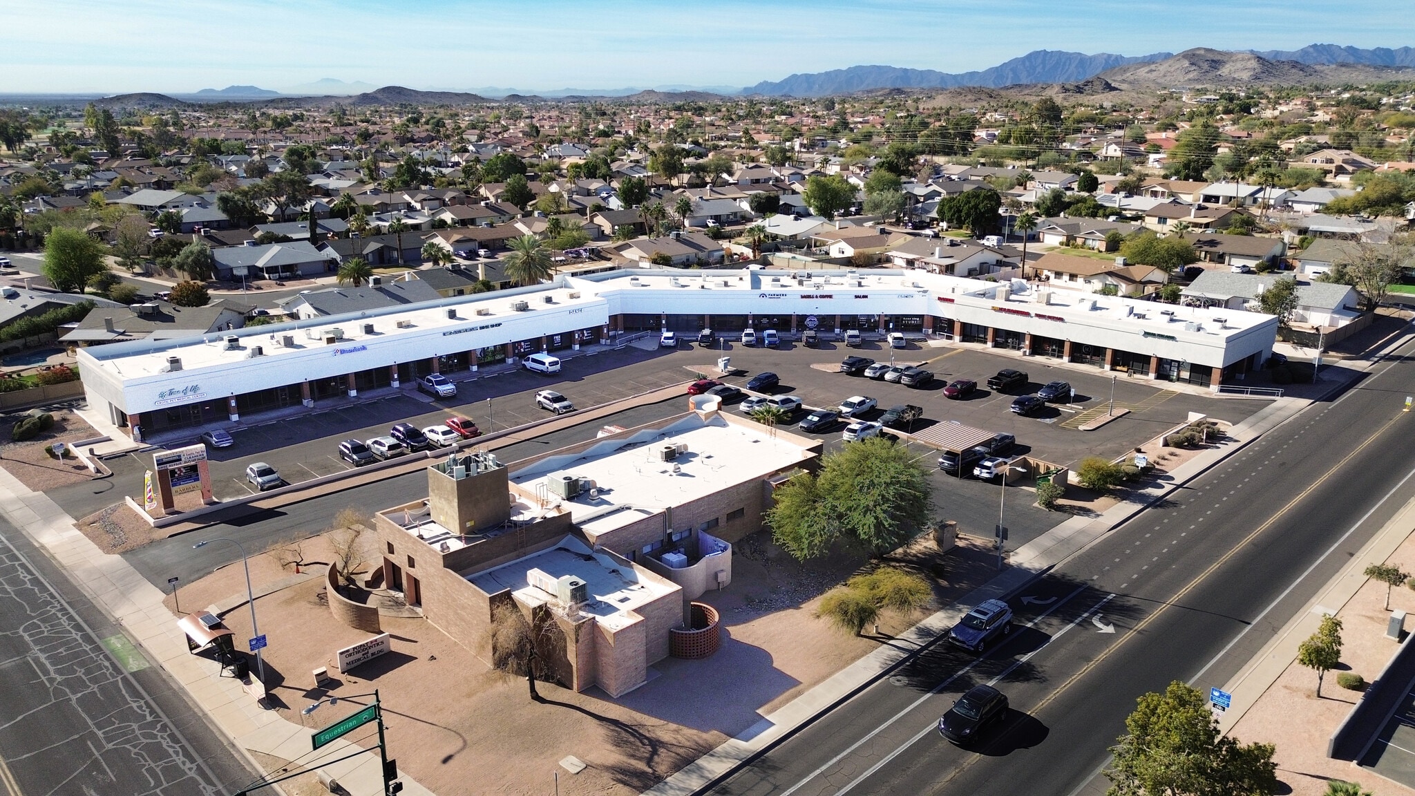 S Warner Elliot Loop, Phoenix, AZ for lease Primary Photo- Image 1 of 7