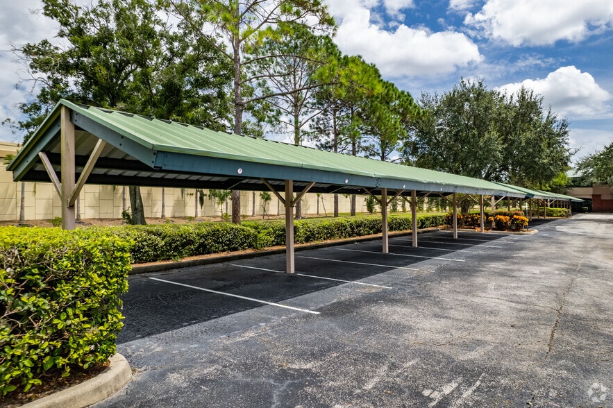 1551 Sandspur Rd, Maitland, FL à louer - Photo du bâtiment - Image 3 de 10