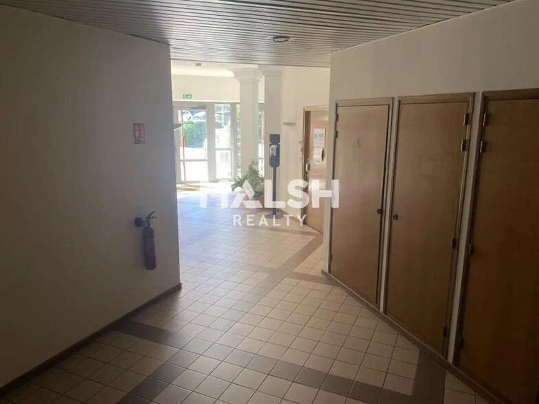 Bureau dans Lyon à louer - Hall d’entrée - Image 2 de 5