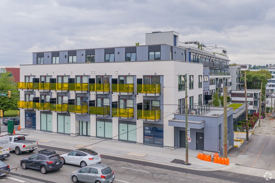 2525 Renfrew St, Vancouver, BC for lease - Building Photo - Image 2 of 6