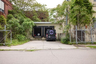 51 Hayes Pl, Buffalo, NY for lease Building Photo- Image 2 of 8