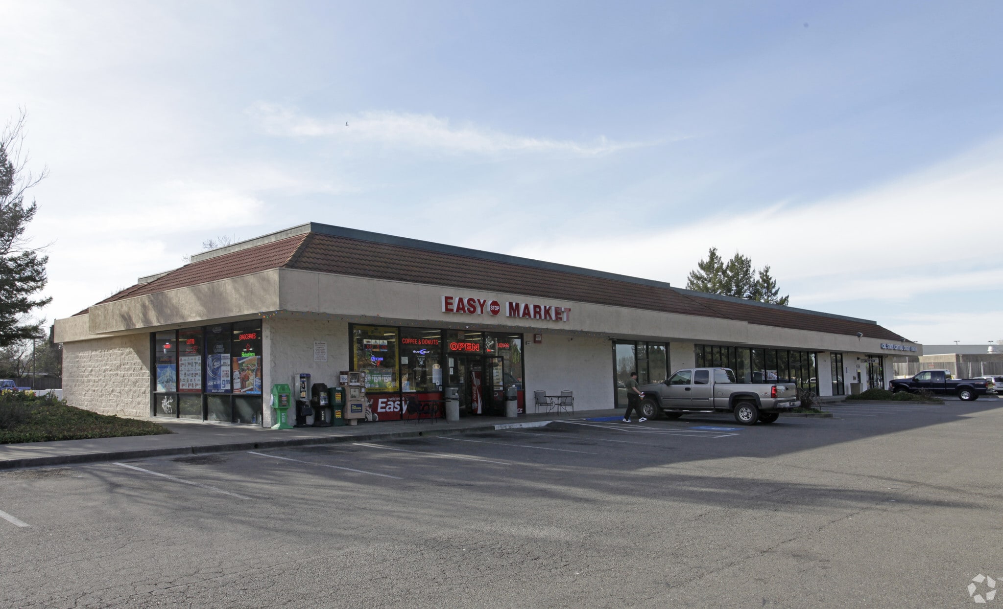 6425-6475 Redwood Dr, Rohnert Park, CA for lease Primary Photo- Image 1 of 4