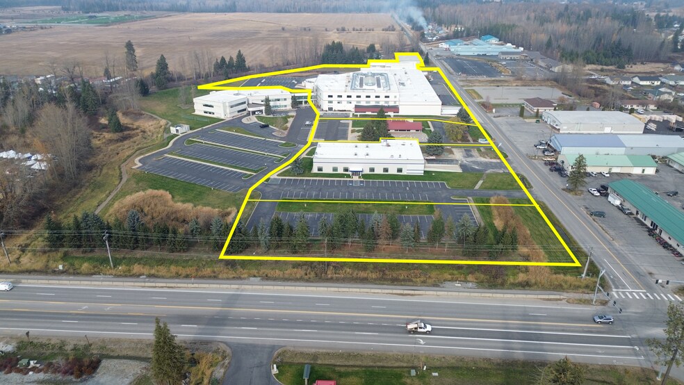 130 McGhee Rd, Sandpoint, ID à louer - Photo du bâtiment - Image 1 de 1