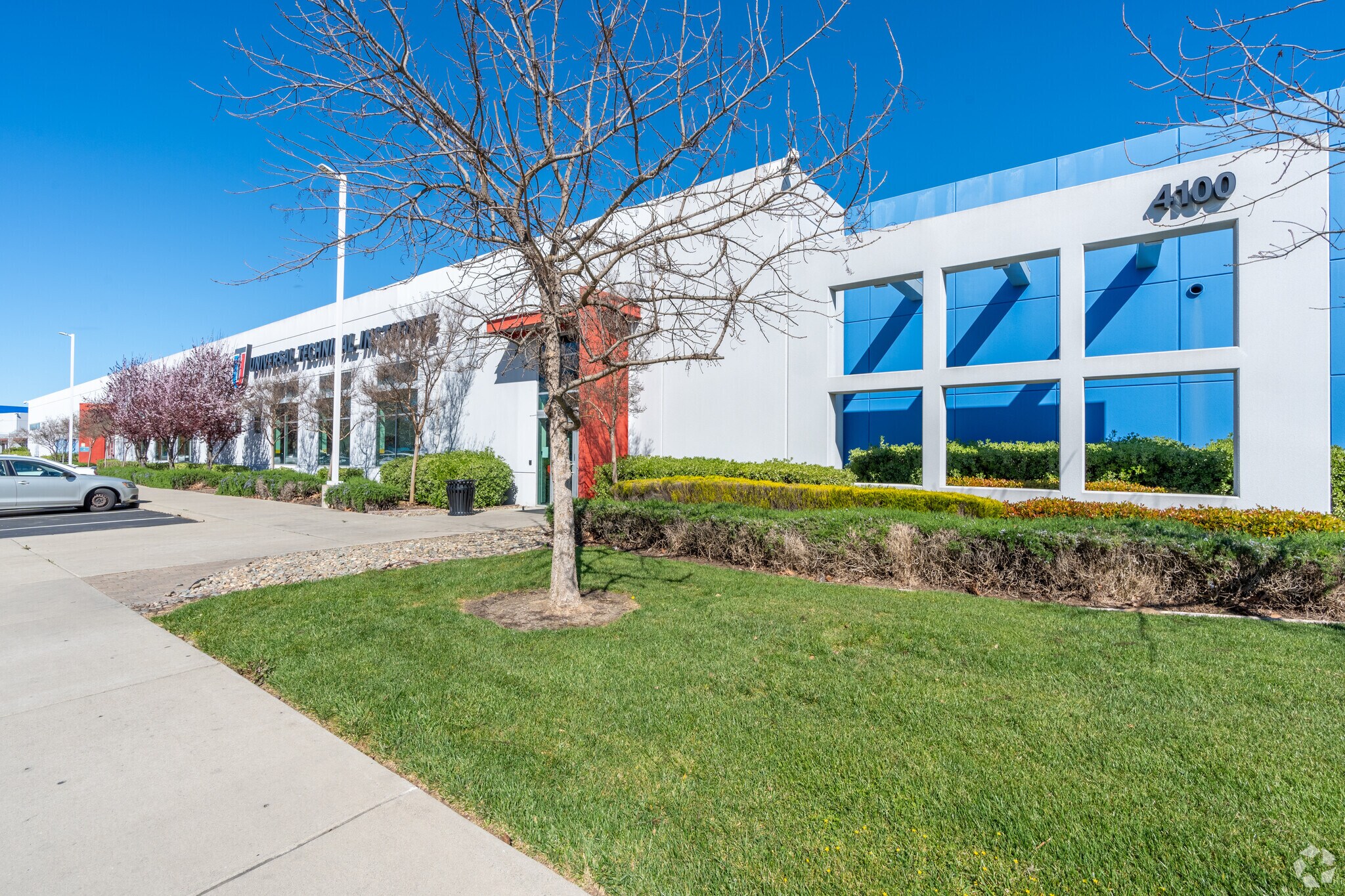 4150 Duckhorn Dr, Sacramento, CA à vendre Photo du bâtiment- Image 1 de 23