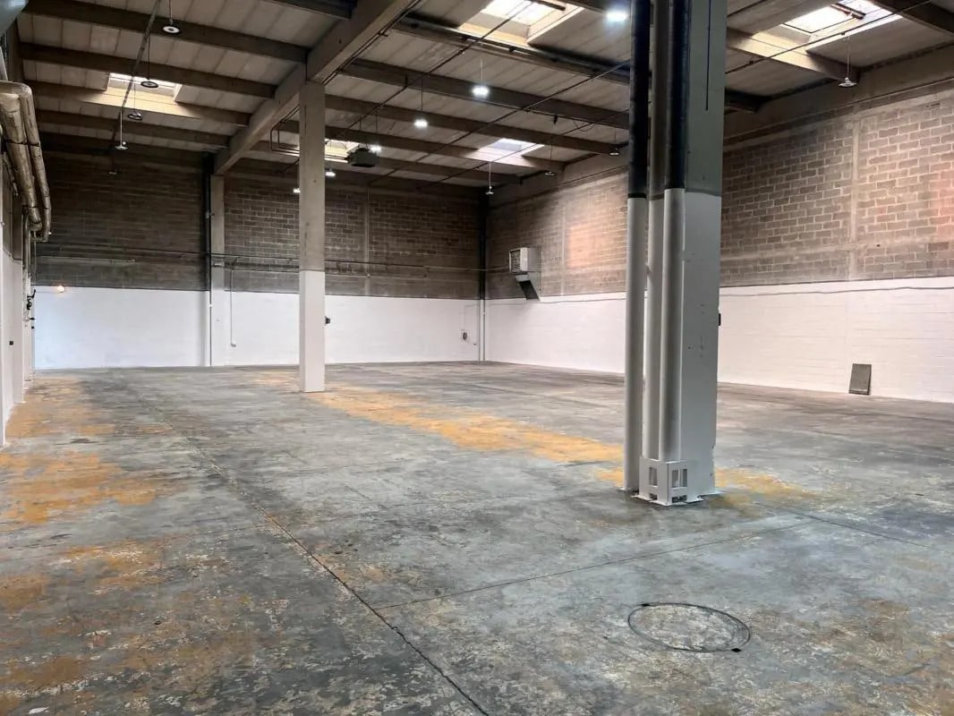 Office in Sarcelles for lease Building Photo- Image 1 of 8