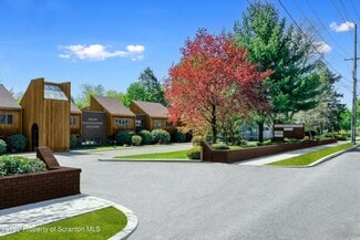 Plus de détails pour 200 Main St, Blakely, PA - Bureau, Bureau/Commerce de détail à louer