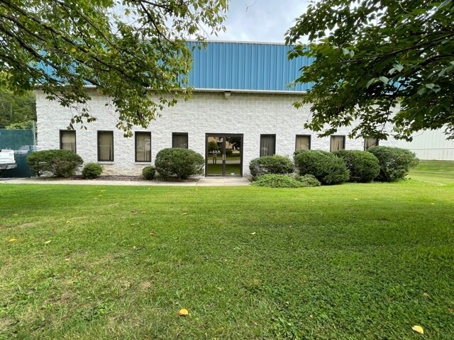 108 Sandy Dr, Newark, DE for lease Building Photo- Image 1 of 16