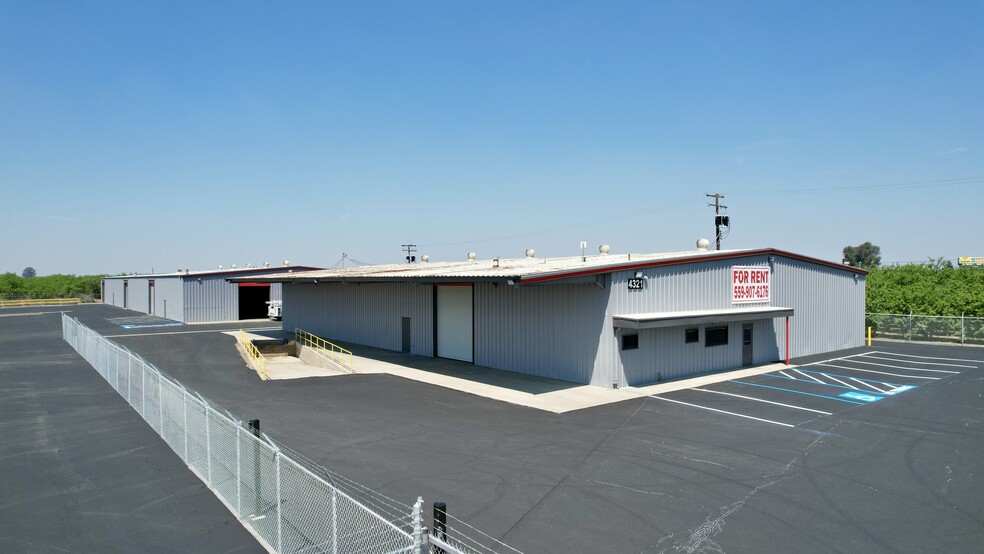 4321 S Chestnut Ave, Fresno, CA for lease - Building Photo - Image 1 of 21