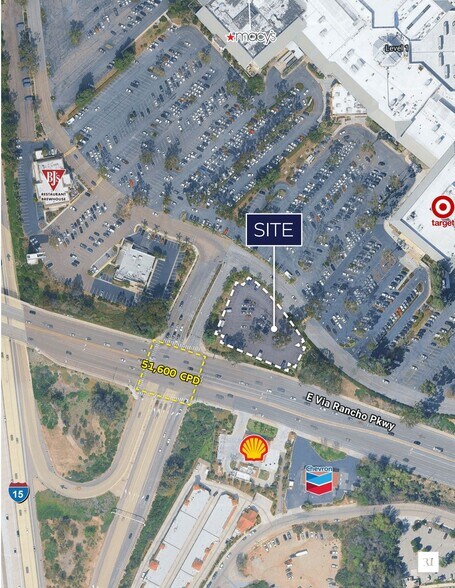 272 E Via Rancho Pky, Escondido, CA à louer - Photo du bâtiment - Image 2 de 3