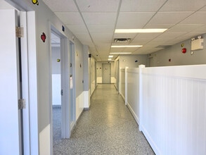 3944-3956 29 St NE, Calgary, AB for lease Interior Photo- Image 2 of 5