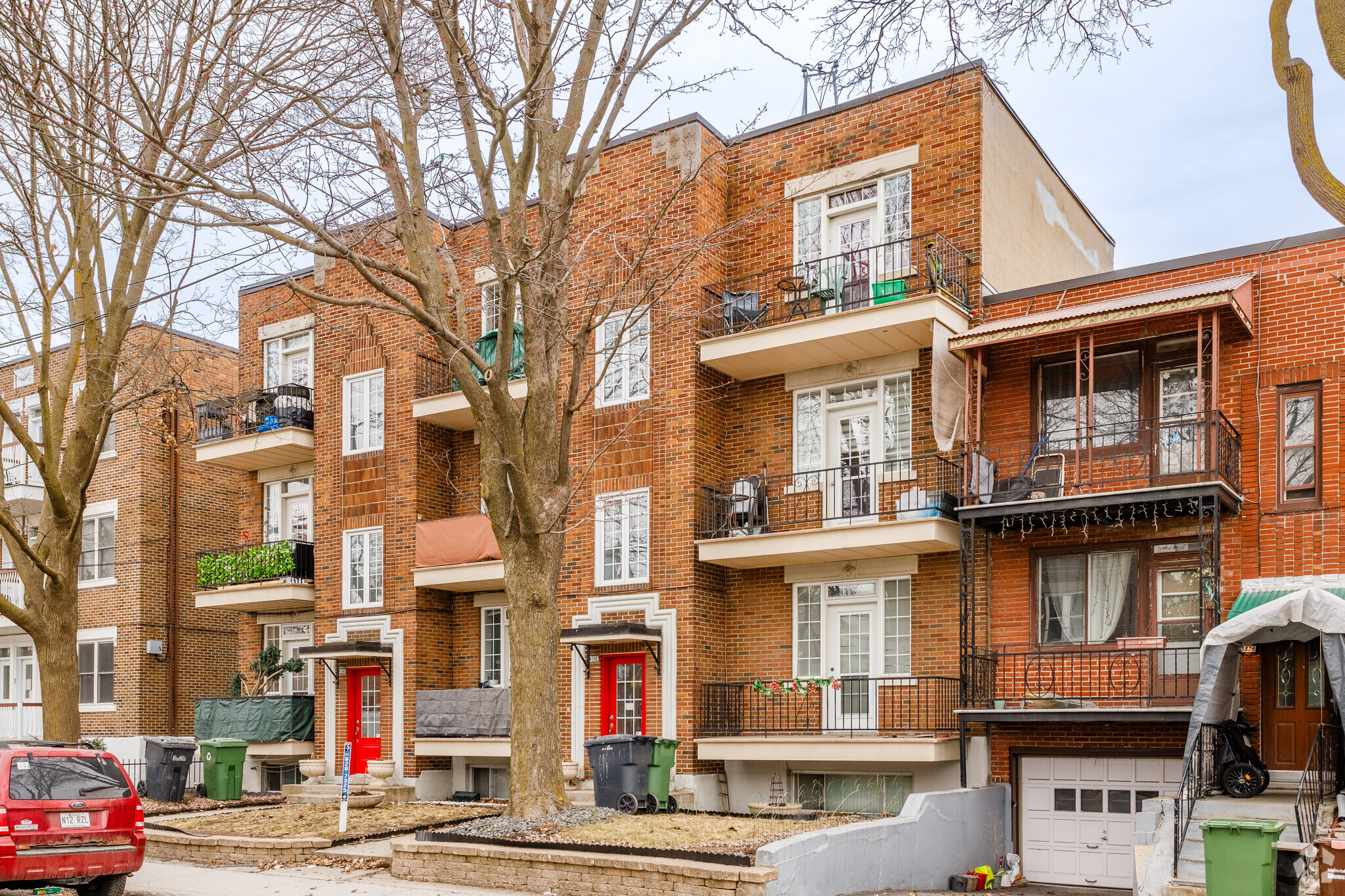 3820-3824 Mackenzie St, Montréal, QC for sale Primary Photo- Image 1 of 4