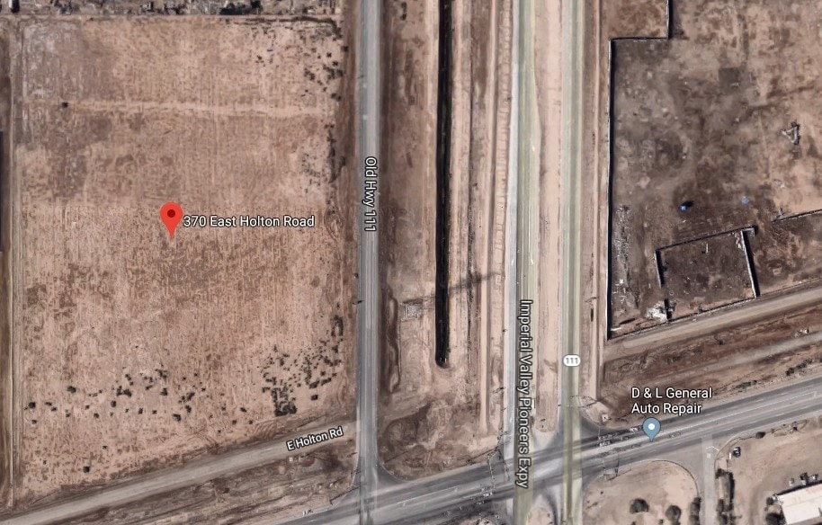 NWC Old Highway 111 & Holton Rd, El Centro, CA for sale - Building Photo - Image 3 of 4