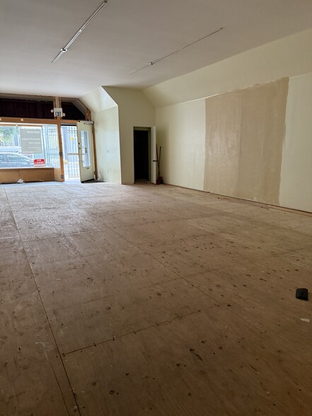 736 14th St, San Francisco, CA for lease - Building Photo - Image 3 of 7