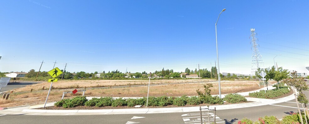 1911 Freedom Way, Roseville, CA à vendre - Photo principale - Image 1 de 2