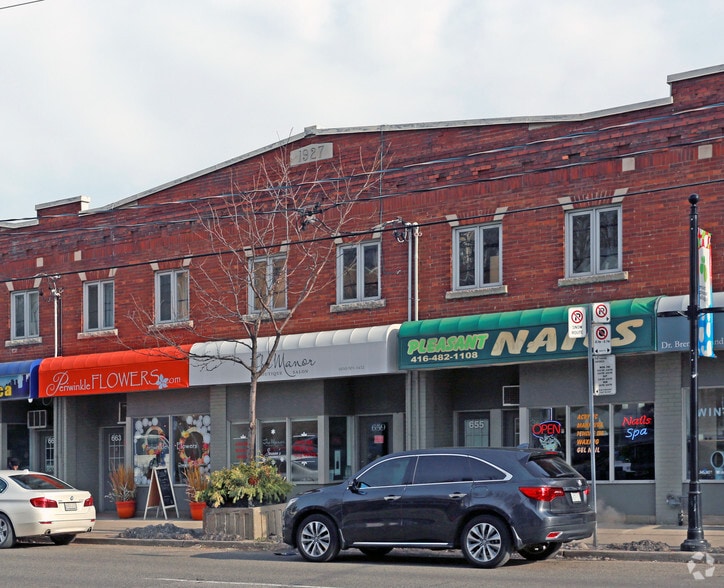 651 Mount Pleasant Rd, Toronto, ON for lease - Primary Photo - Image 1 of 2
