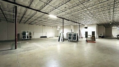 1002 N Central Expy, Richardson, TX for lease Interior Photo- Image 2 of 2