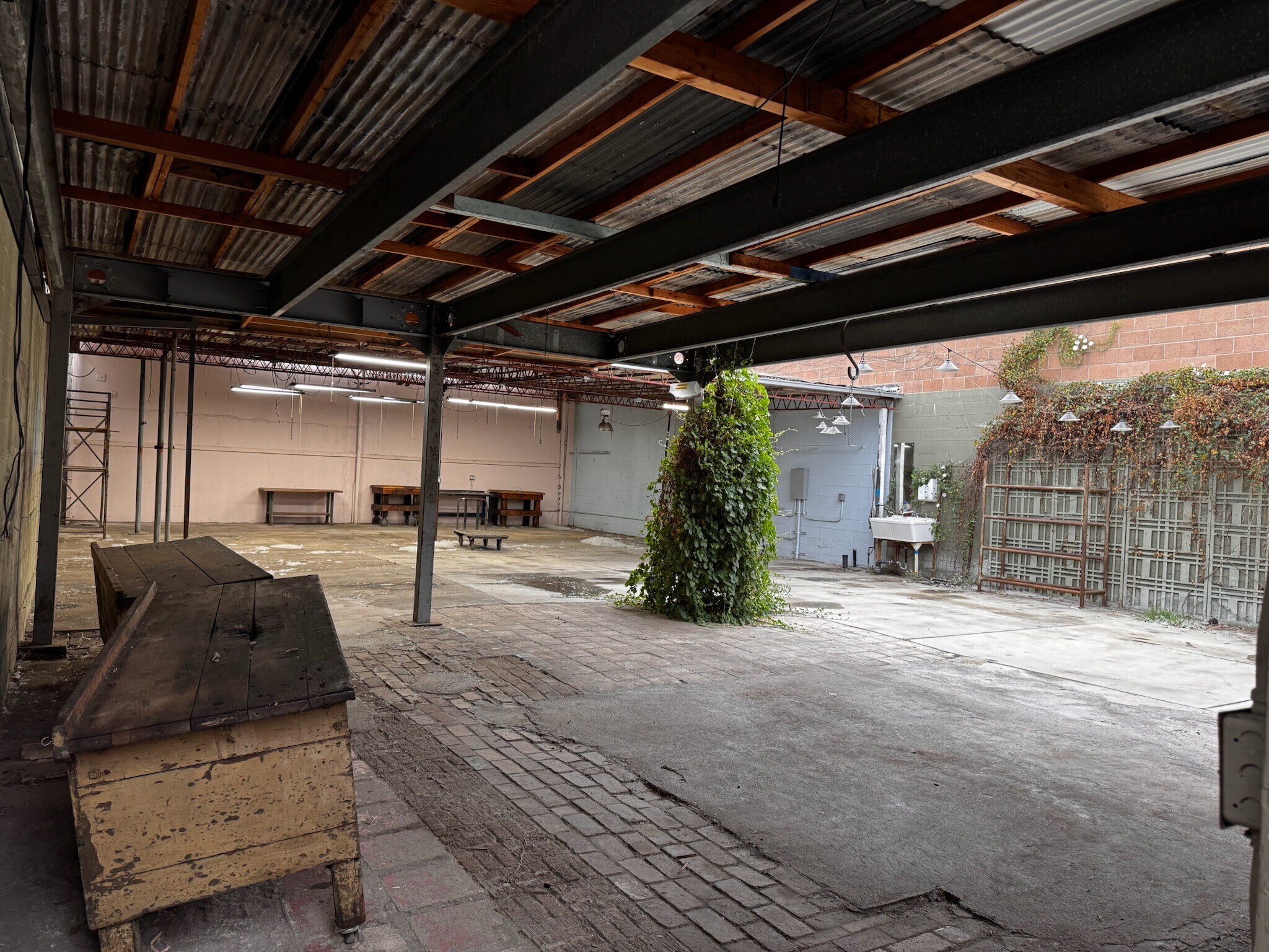 2910 Denby Ave, Los Angeles, CA à vendre Photo du bâtiment- Image 1 de 1