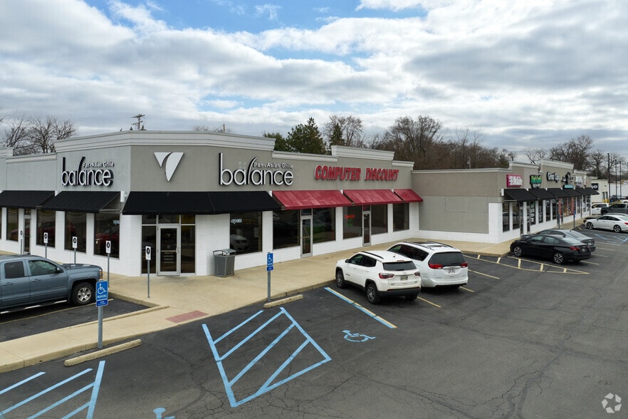 5856 W Central Ave, Sylvania Township, OH for lease - Primary Photo - Image 1 of 5